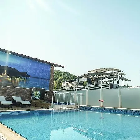 Hotel Retaj Thermal & 4*